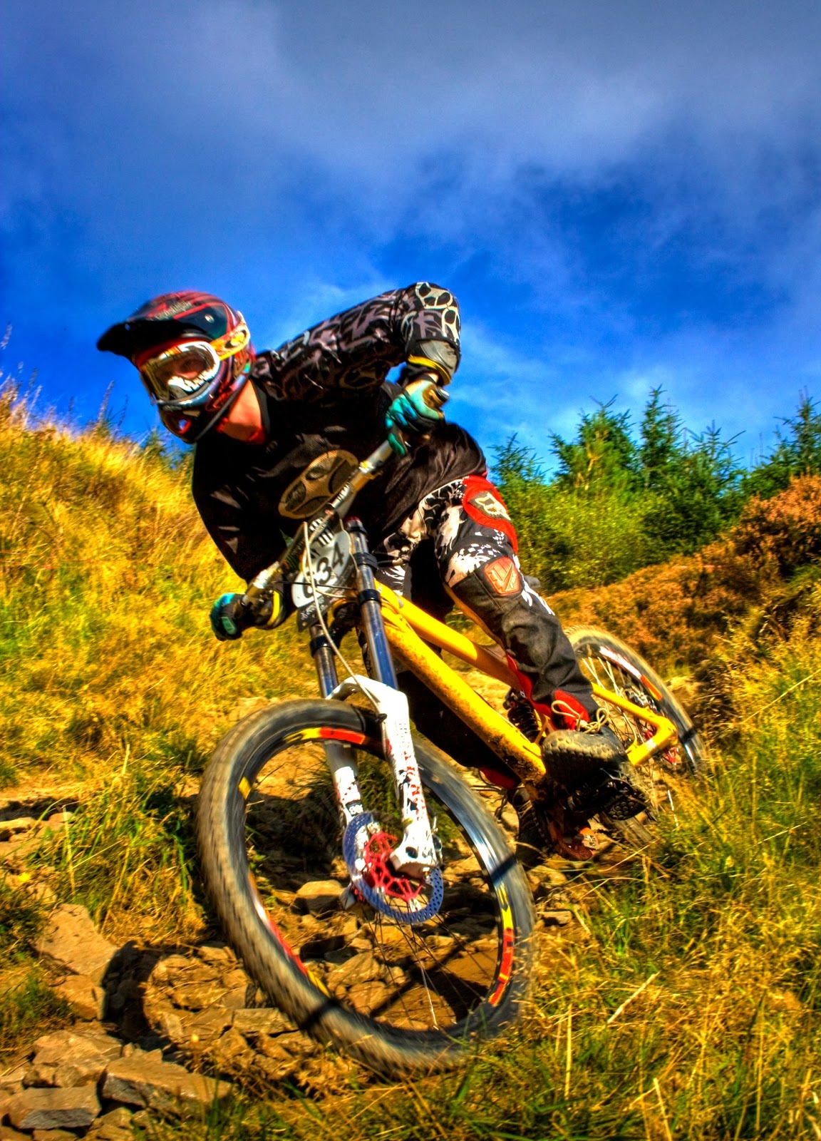 Downhill-Wallpaper-HD